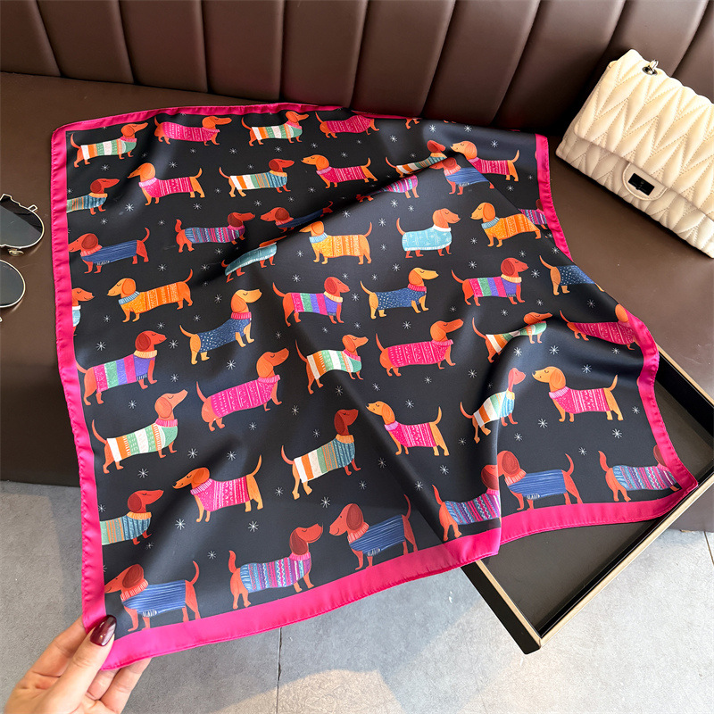 Fashion Wiener Dog Print Banda - Dog Bandana Scarf avis et prix